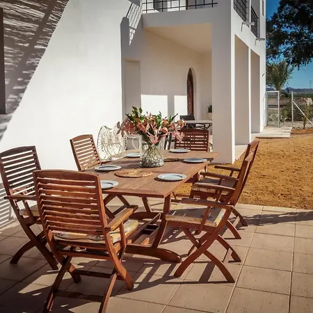 Charming With Private Pool Vera