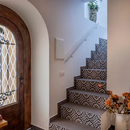 Charming With Private Pool Villa Vera