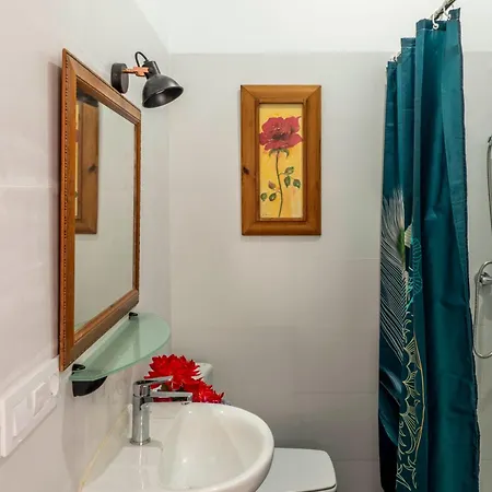 Charming With Private Pool *